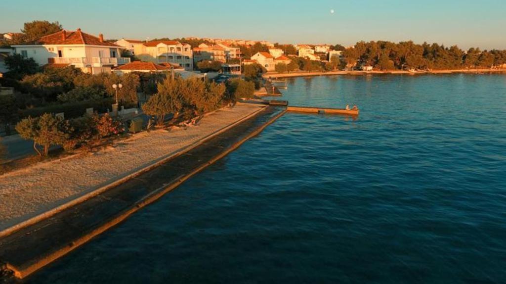 Green Oasis For Two, 30 Meters From Sea Daire Zadar Dış mekan fotoğraf